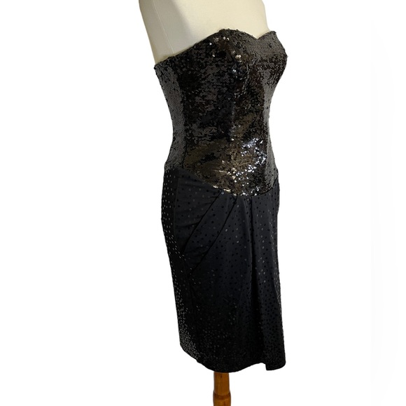 Betsey Johnson Black Sequin Dress Size 6 Fits Size 4 Strapless or with Straps - Picture 3 of 16